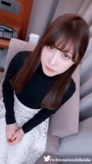 柔い肌、未熟なカラダ。自分の気持ちを確かめたい　小島みこAV DEBUT